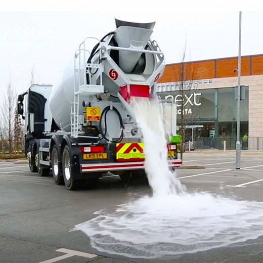 This concrete can absorb water to minimize the risk of a flooding on the streets 🌧 | In The Know Innovation