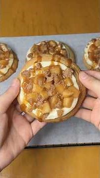 Recreating crumbl's caramel apple cookies 🍎 #applecrumble #cookies #crumblcookies