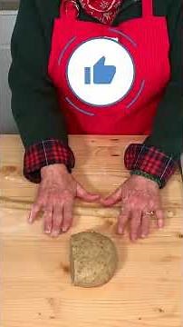 Walnut Crescents, an EASY Christmas Favorite!! #shorts