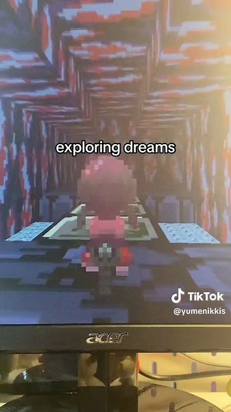 Exploring Dreams in Yume Nikki Fangame