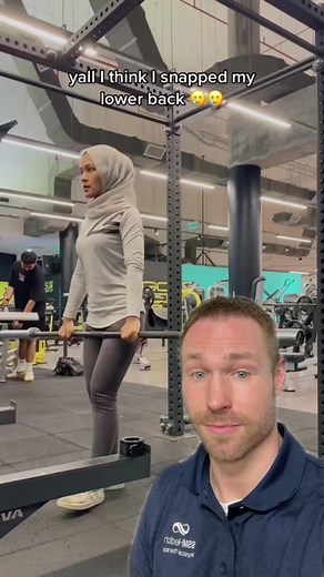 Back pain help for @nadianursyuhaidah_ #backpain #greenscreenvideo | barbell rows