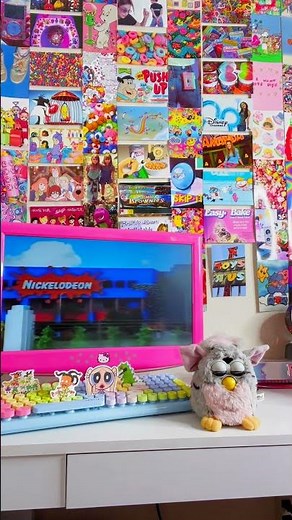 CHRISTMAS AT EUREEKA'S CASTLE - NICKELODEON STUDIOS OUTRO CLIP