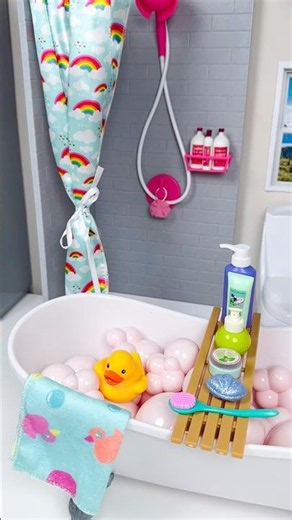 Let’s Set Up Bathtub In Mini Bathroom