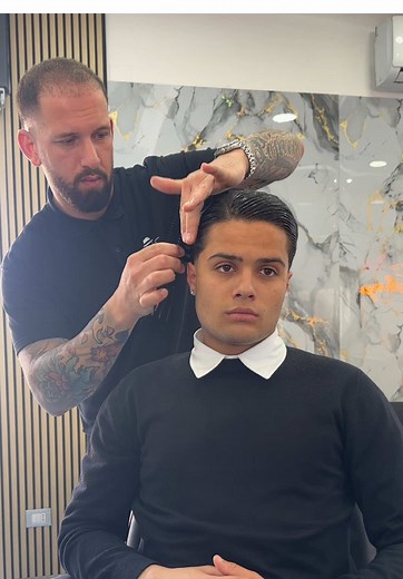Italian Style Barbershop 🇮🇹 Barbering Techniques