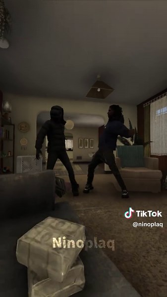 Exploring Gleesh Place in GTA Roleplay