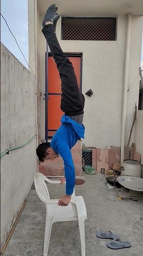 PROFESSIONAL HANDSTAND 💪💪😲