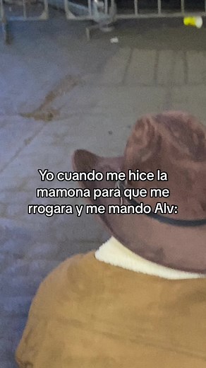 Cuando te haces la mamona para que te rrogue y te manda Alv