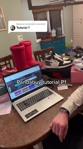 Sam (@bickerstaffe)’s video of Panda Dunks