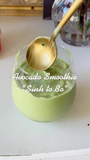 Simple Avocado Smoothie Recipe for Summer Vibes