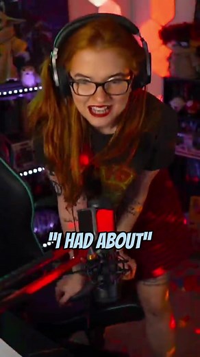 158K views · 5.2K reactions | Chat has me ARGUING with sound alerts! 藍藍藍 #twitchclips #gaming #streamer #gamergirl #twitch #funnymoments #funnyvideos | R3DxVelvet | Facebook