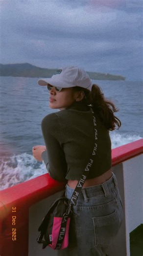 Tharsika Navaratnaraja on Instagram: "🤍✨ #end2025 #happygirl #peaceful #traveldiaries"