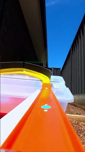 POV Hot Wheels Track 180° Curve Test