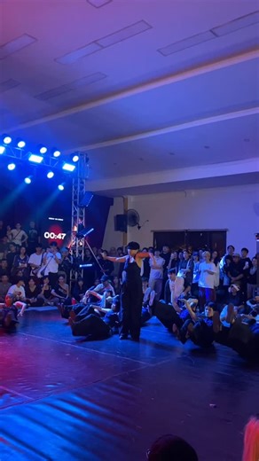 WAACK2K TEAM on Instagram: "Movements from WaacK2K’s girls 💙 #waack2k #w2k #waacking #battle #idcbattle"