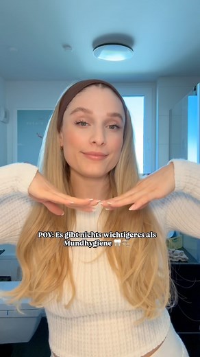 A n d r a on Instagram: "Anzeige Mundhygiene ist wirklich das A und O - für mich gibt’s nichts Wichtigeres. Egal ob bei Männern oder bei Frauen. Mit den Oral-B Zahnpasten findet ihr Produkte in der Drogerie, die für jedes einzelne Bedürfnis gerüstet sind - egal ob sensitive Zähne, Zahnfleischpflege, Whitening usw. Meine Oral-B Zahnbürste benutze ich auch schon seit Jahren und ich kann sagen, dass ich in 28 Jahren noch kein einziges Problem mit meinen Zähnen hatte. Die Oral-B elektrische Zahnbürs