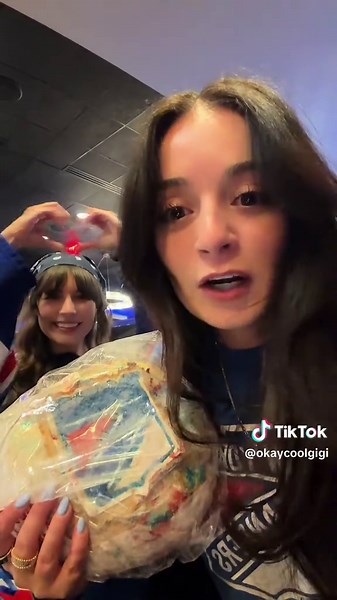 Eloise Taste Tests at MSG with the NY Rangers