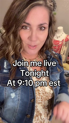 Join Holly Live for Over 40 Fashion Tips