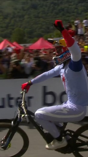 when RoB Warner calls out Loic Bruni for not winning in a while, Loïc goes out and wins 😎🏆 Watch the latest post-race Beyond The Line episode on Red Bull TV 👉 https://win.gs/3Z9Bv6U | Red Bull Bike