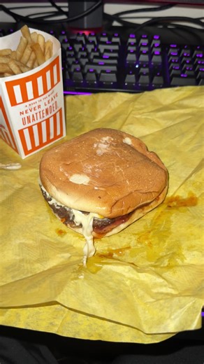 😞🤩 #whataburger #food #viral #trending | whataburger