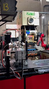 254K views · 1.4K reactions | #industrial #factory #six_axes #borunte_robots_jack #robot #automatic #borunte #robots #mechanic #spraying #wedding #Stamping | Fu Ming | Facebook