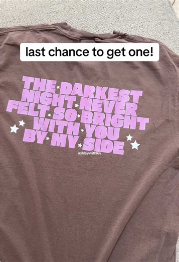 this design expires TODAY on etsy!! if an order is not placed, it will not be renewed! the carry on design also expires today & the heartbreakgirl sticker #5sos #5secondsofsummer #5sosmerch