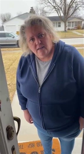 Karen Confronts Me for Changing MY WiFi Password 🤦‍♀️ #funny #doorbellcamera