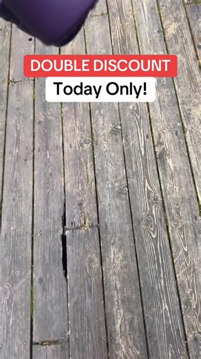 Sincerely Mads on Instagram: "The Dylan platform clog crocs are finally on sale! #dylanplatformclogs #platformcrocs #crocs *sale is limited time"