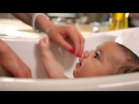 Aqua Scale Bath 3 in 1 digital baby scale, thermometer & tub