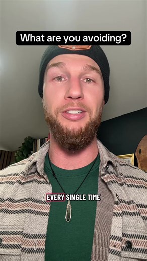 The anterior mid cingulate cortex is the part of your brain tied to willpower, follow through, and doing hard things. It grows when you choose discomfort on purpose. It shrinks when you avoid. Every time your alarm goes off and you hit snooze, it shrinks. Every time work feels heavy and you grab your phone, it shrinks. Every time you delay a hard conversation, workout, or task, it shrinks. Your brain is not failing. It is adapting to what you train. This area only strengthens one way. By doing t