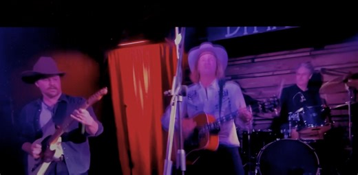 Using both of my licks on my Dexibell J7 with John Surge & The Haymakers (including Teresa Cowles, Chris Motter, and Kevin Jarvis for our climactic set closer of “Six Days On The Road” at Twang City’s celebration of John Antich’s 75th birthday last Saturday. You can see the great John Antich himself at 0:30! Thanks to Veronica Trejo for the clip. | Carl Byron