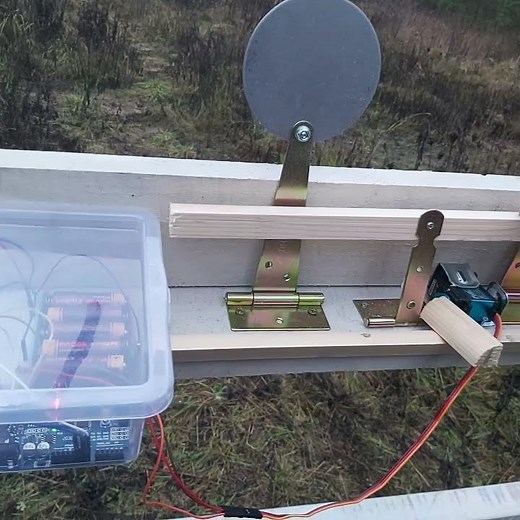 DIY automatic air gun target (arduino+servo motor)