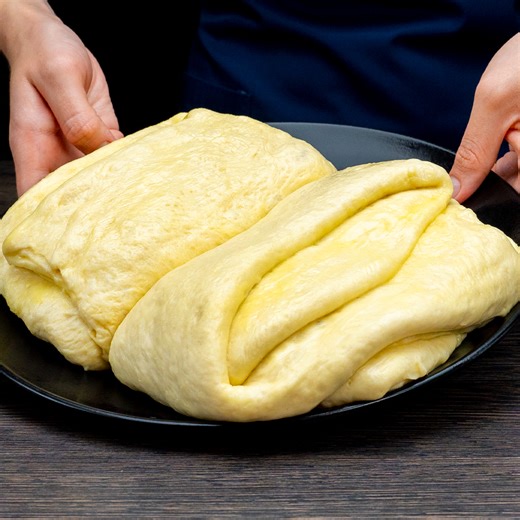 1.9M views · 13K reactions | Tocmai am gasit cel mai simplu mod de a face aluat, pufos ca norii! Ingrediente: lapte: 200 ml apă: 200 ml drojdie uscată: 8 g zahăr: 5 g sare: 5 g ulei: 30 ml făină: 600 g ulei: 10 ml LĂSAȚI: 10 MIN unt topit: 90 g cașcaval: 200 g gălbenuș: 1 buc lapte: 10 ml semințe de susan alb: 7 g oregano: 7 g | Cookrate - Romania | Facebook