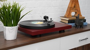 Have you seen our take on Pro-Ject's latest turntables? 🔥 We’re diving into their beautiful designs and unbeatable sound. Trust us, you won’t want to miss this! https://audioadvice.io/DebutEVO2_T1EVOTurntables #ProJect #Turntable #VinylLove | Audio Advice