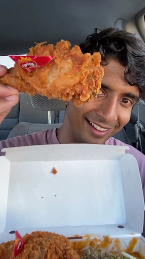 Jollibee Food Review: Chicken Joy, Palabok, Spicy Chicken Sandwich