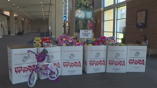 Kansas City's Toys for Tots short 25,000 toys during holiday season