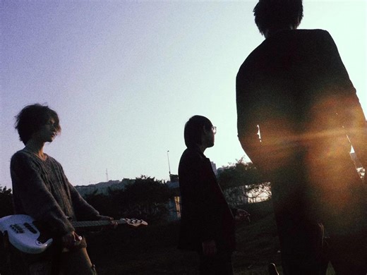 『Dream Pop梦幻流行/Shoegaze盯鞋自赏/Independent Electronic独立电子』中国广东“网络乐队企划”三色堇式弛放