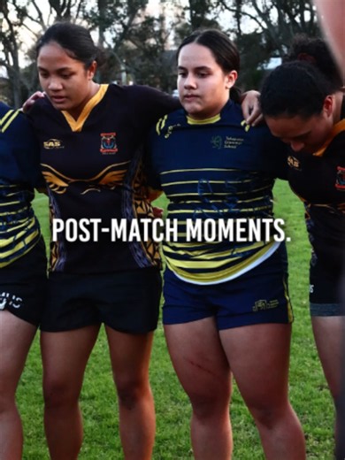 An ultimate moment of respect between Takapuna Grammar School & Massey High School after today’s Kyocera Y17 Girls’ match! 🥹🏉 #HarbOURYOUTH