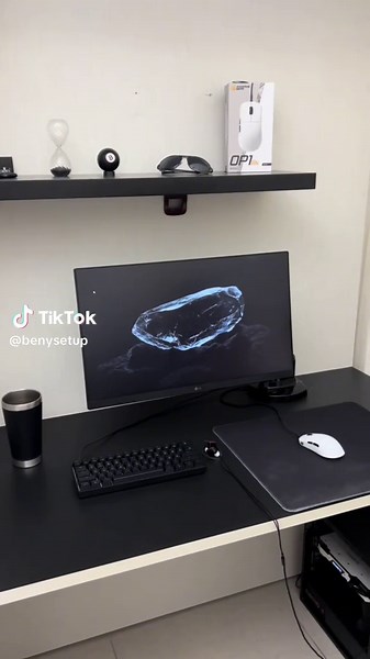 Back to dual monitors #setup #minimalist #technology #viral