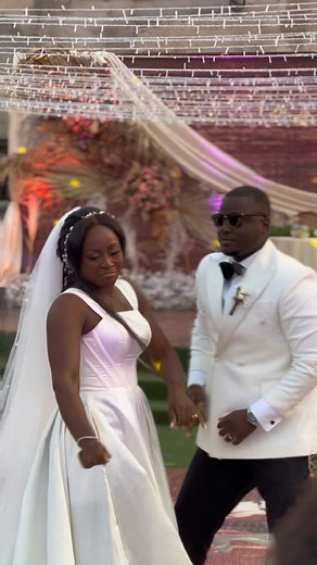 David and Albi's entry dance was so exciting to watch. #entrydance #backdrop #eventstyling | Omanye events