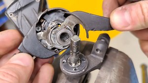 5.9K views · 62 reactions | How to repair a bicycle shifters and get back up to speed. Your bike's shifter has stopped working. Here’s how to repair your bicycle shifters and restore smooth gear changes when your bike’s shifting system stops working. #bicycleshifter #bikerepair #bicyclegear | Good Bicycle | Facebook