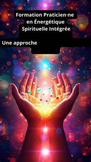 🎓 Formation Praticien·ne en Énergétique Spirituelle Intégrée Cette vidéo présente en détail la formation Praticien·ne en Énergétique Spirituelle Intégrée, une formation complète destinée aux personnes souhaitant développer une pratique sérieuse et structurée en soins énergétiques et spirituels. Cette formation s’adresse aussi bien : – aux personnes en cheminement personnel – qu’aux futur·es praticien·nes souhaitant accompagner les autres Elle aborde notamment : – les bases de l’énergétique spir