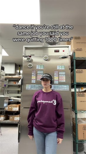 Taco Bell Employee Dance: A Fun Workplace Moment