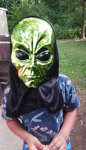 Somebody gotta tech these aliens how to blend in with society. #reels #aliens #aliensexist #comedy | Scrap