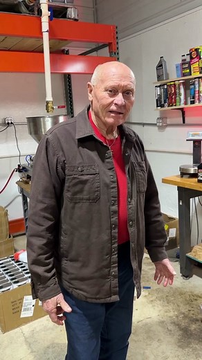 Testing Prolube on the Timken Bearing Press for 25 minutes straight to see if it stops the motor or if it keeps running and we measure the amps along the way. 🎅🏼 SHOP OUR 25% OFF HOLIDAY SALE AT PROLUBEOIL.COM 🎅🏼 #prolube #prolubeoil #prolubeproducts #prolubeoiltreatment #paulfromprolube #pawpaw #papaw #proofsinthepudding #oiltreatment #oiltreatments #oiladditive #oiladditives #truckers #truckersoftiktok #truckerlife #oiltest #oiltesting