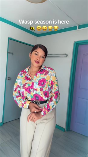 Wasp Season Fun: Hilarious Moments with Bees