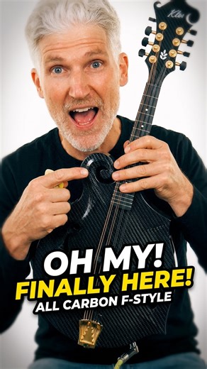 “Just look at this thing!” 😍 The KLOS F-Style Carbon Fiber Mandolin is officially here and it is absolutely killer. All carbon fiber body, neck, and that signature scroll. Resilient to weather, travel-ready, and pro-level tone. 🏝️🪕 Shop all models at Terry Carter Music Store! #ukelikethepros #klosmandolin #mandolinplayer #bluegrassmusic #carbonfiber | Uke Like The Pros - Learn Ukulele