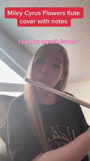 How to play Miley Cyrus Flowers flute cover with notes. It’s such a beautiful song and actually so easy to play. I figure out the musical notes to songs and share them on tik tok so that you can play them on the flute or other instruments too. I hope this short tutorial helped you. #flute #tutorial #howto #musician #musiciansoftiktok #mileycyrusflowers