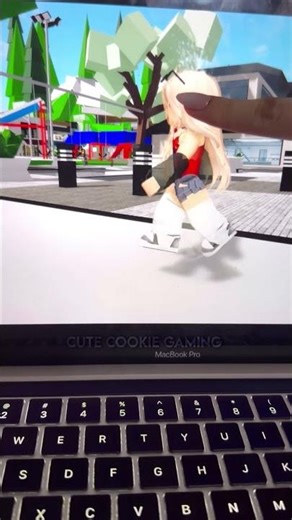 I just dragged my Roblox avatar [I'm not cute anymore TREND]