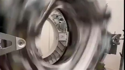 医疗螺旋CT 无壳运行的样子