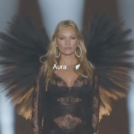 Kate Moss Returns to the Catwalk: Victoria's Secret Fashion Show 2024