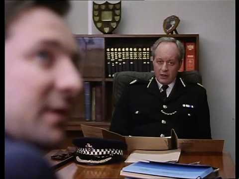 BETWEEN THE LINES S01 E01 "Private Enterprise"